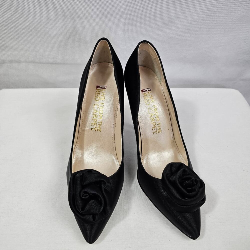 Chic Black Heels with Sleek Design - Picture 8 of 11